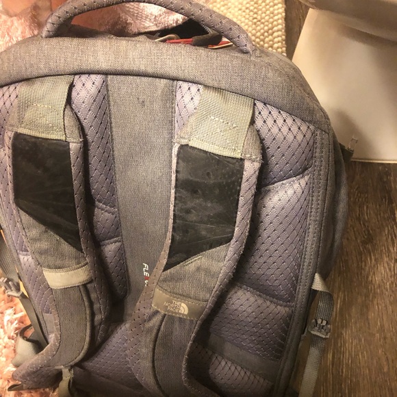 Gently used north face borealis bookbag - Picture 5 of 5